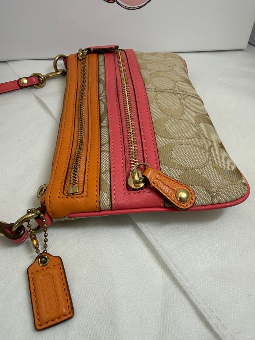 LOWSTARTCoach Small Shoulder Bag Wristlet Pink Orange Leather 3 Pockets ALMSTMNT - Picture 9 of 15